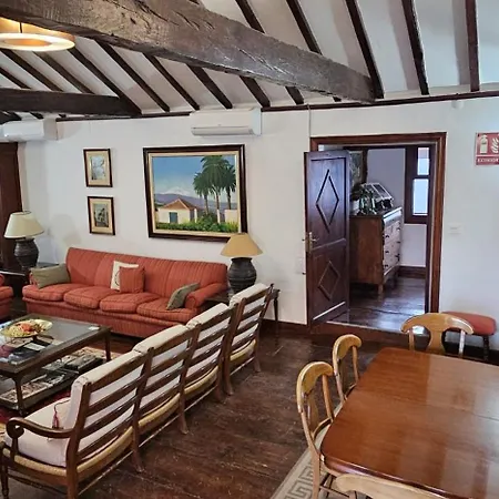 فندق La Casona De